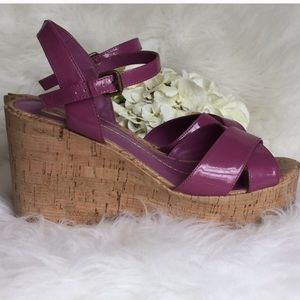 DV Dolce Vita purple patent wedges